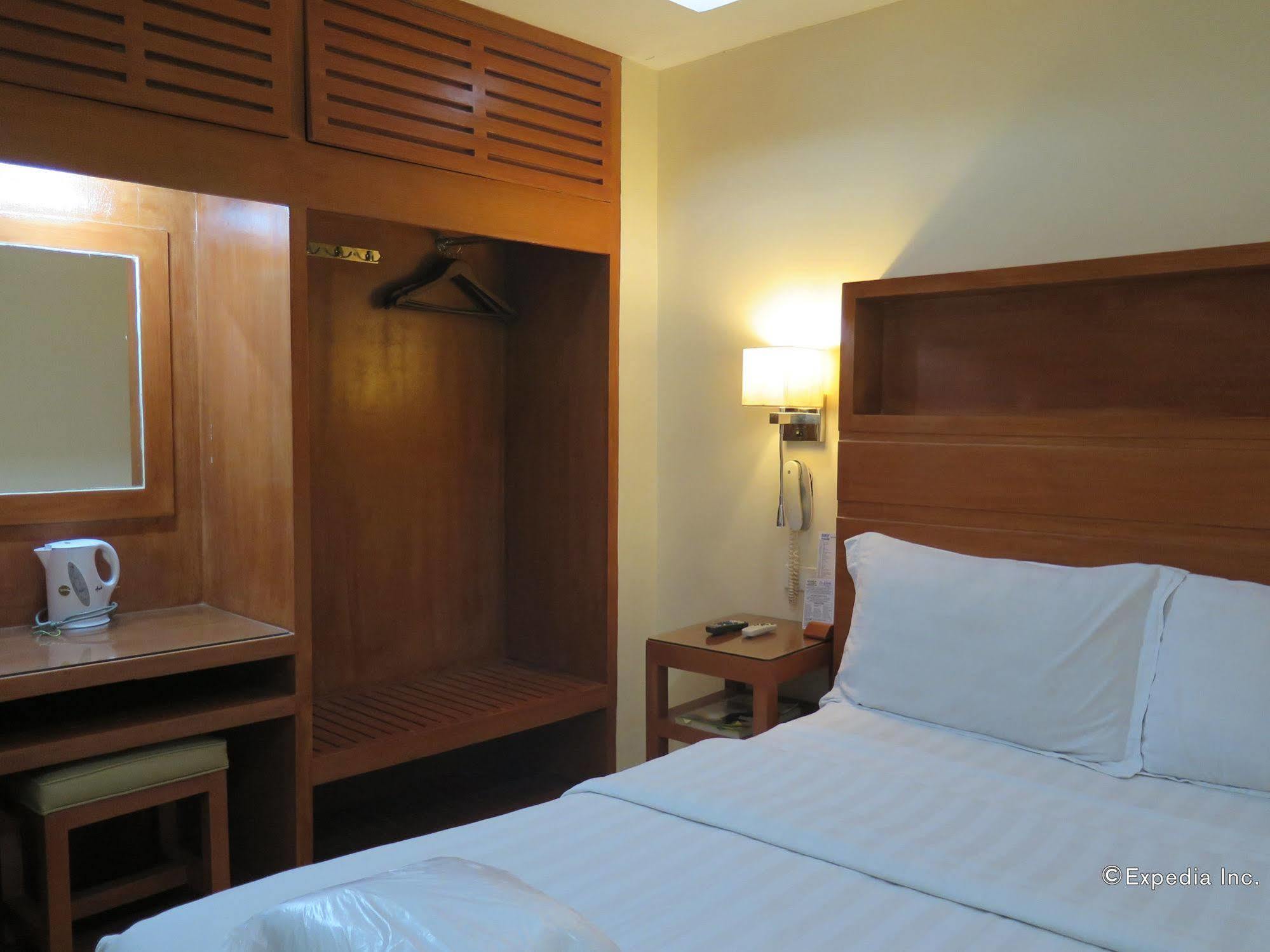 La Gloria Residence Inn Cebu Zewnętrze zdjęcie